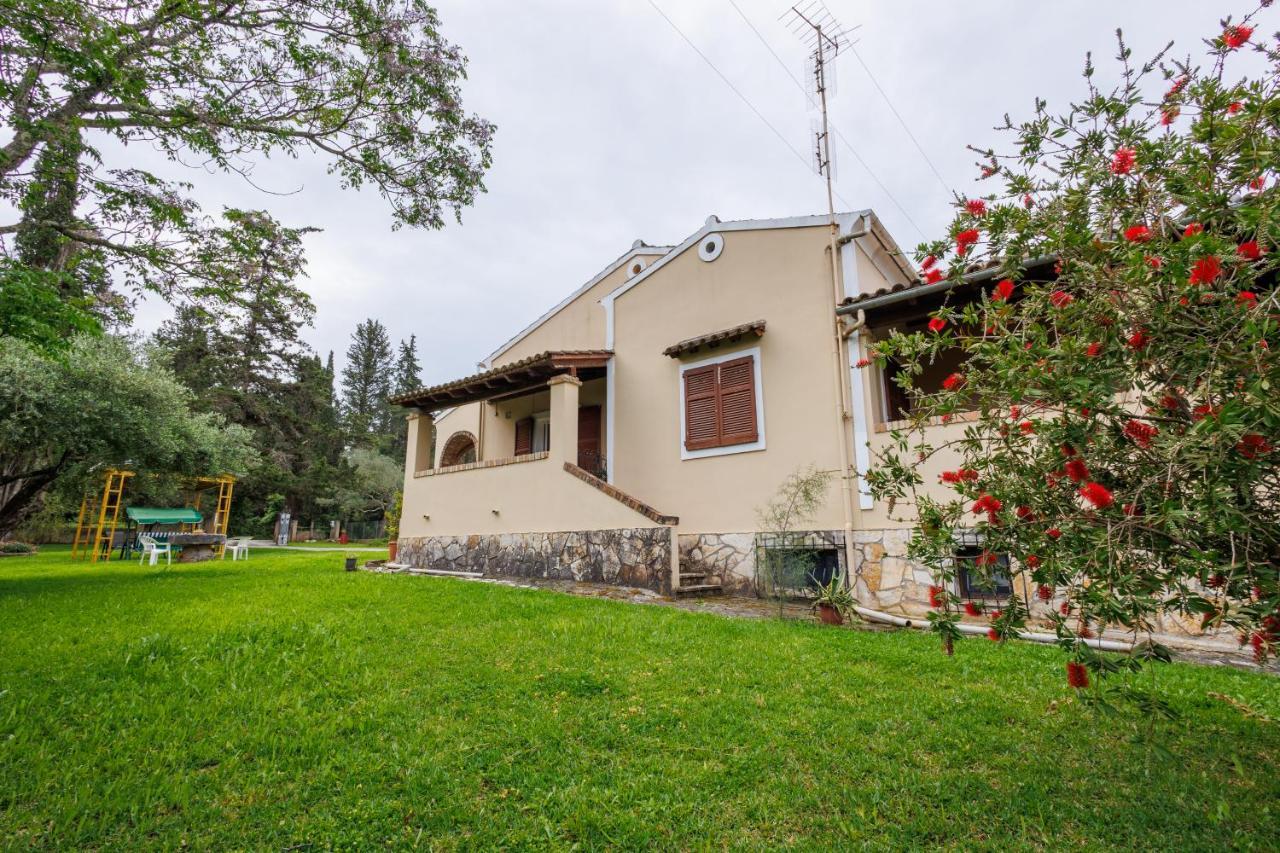Villa Haris Gazatika Екстер'єр фото